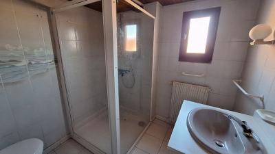 Maison Avec 2 Studios Independants  163 M² Habitables Sur 274 M² De Terrain  Belves
