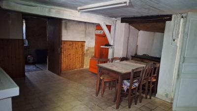 Maison Avec 2 Studios Independants  163 M² Habitables Sur 274 M² De Terrain  Belves