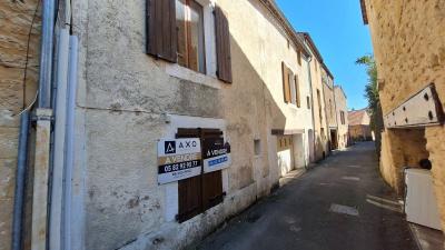Maison Avec 2 Studios Independants  163 M² Habitables Sur 274 M² De Terrain  Belves