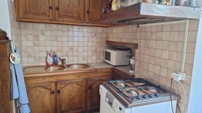 Maison Avec 2 Studios Independants  163 M² Habitables Sur 274 M² De Terrain  Belves