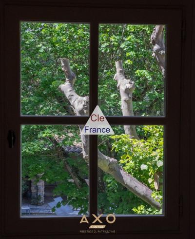 Montaiguet - Bastide ProvenÇale  142m² - Piscine  Pool House - Dependance  Parc 8000m² - 1 120 00