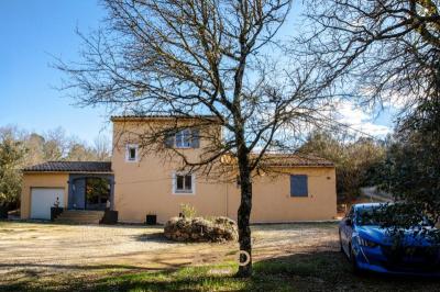 Exclusivite  Saint Martin De PalliÈres - Villa T4 - 140 M2 - Terrain 2600 M2 - Piscine - Garage -
