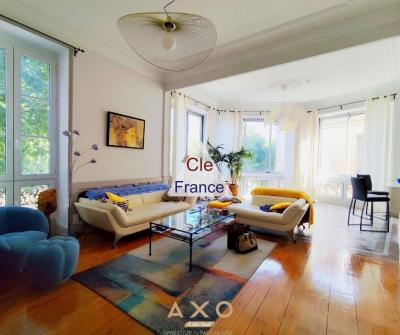 NÎmes  Appartement Haussmannien Renove  160 M²  3 Chambres  Garage  HÔtel Particulier Xixe  1e