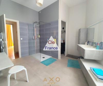 NÎmes  Appartement Haussmannien Renove  160 M²  3 Chambres  Garage  HÔtel Particulier Xixe  1e