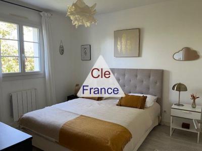 Angouleme Nord : Belle Maison De 220m² Sur Parc Clos