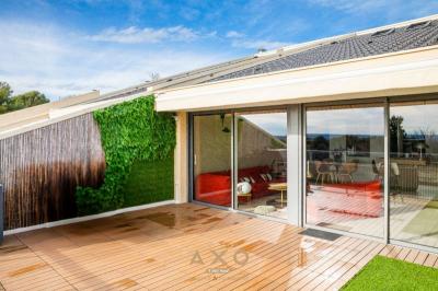 Set Club - Duplex - Terrasse - Box Ferme - Place Privative - Cave - 750 000 