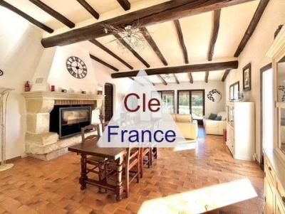 Villa De Plain-pied 5 Pieces  154 M² Sur 2750 M² Divisible