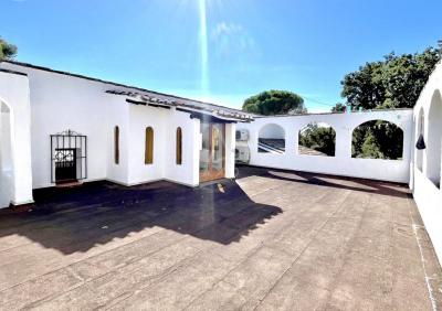 Villa De Plain-pied 5 Pieces  154 M² Sur 2750 M² Divisible