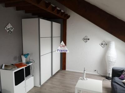 Reims - Proche Complexe Aqualudique : Appartement Loue Meuble