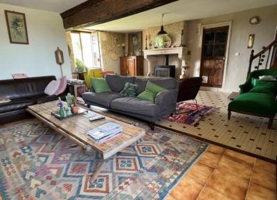 &#8364;349950 - Gorgeous Farmhouse With Beautiful Living Space And Walled Garden