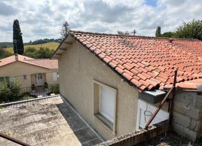 &#8364;169600 - Town House In A Quiet Street