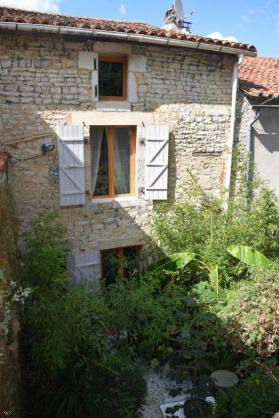 &#8364;157750 - 4 Bedroom Character House In Verteuil-sur-charente. Garden With Chateau Views