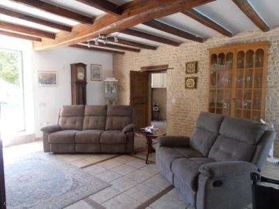 &#8364;350000 - Superb Detached Property With Pool And Gite