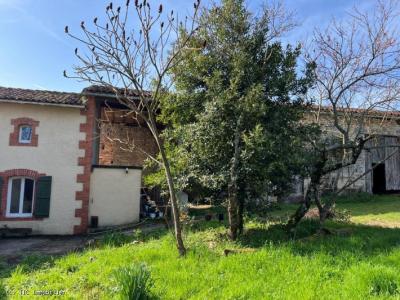 &#8364;123650 - Magnificent Views : 2 Bedroom House With Garden/woodland & River Frontage