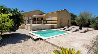 Superb, Immaculate Villa Offering 180 M2 Of Living Space Including An Independent Gite, Set In 751 M