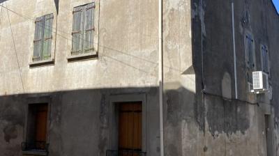 Spacious, Fully Renovated Stone Village House With About 160 M2 Of Living Space, A Garage And A Larg