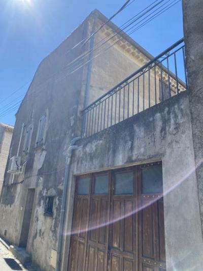 Spacious, Fully Renovated Stone Village House With About 160 M2 Of Living Space, A Garage And A Larg