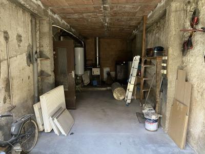 Spacious, Fully Renovated Stone Village House With About 160 M2 Of Living Space, A Garage And A Larg