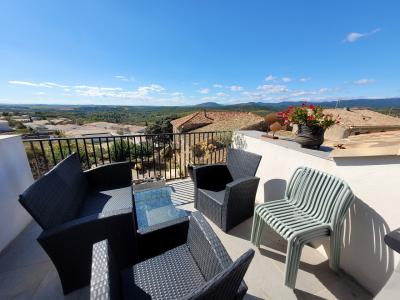 Super Pretty Village House With 150 M2 Living Space, Garage And Terraces With Stunning Views.