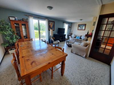 Cosy Single Storey Villa With 83 M2 Of Living Space, Plus 2 Garages, On 625 M2 With Pool.