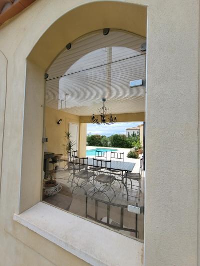 Superb Spacious Bastide-style Villa Offering 195 M2 Of Living Space On 1000 M2 Of Land With Uninterr