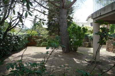 Large Maison De Maitre With 3 Separate Accomodations On A 550 M2 Plot With Garden And Terraces.