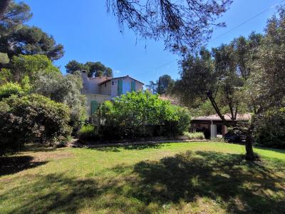 A Haven Of Peace Nestling In A Pine Forest - Charming Villa 10 Minutes From The Town Centre.