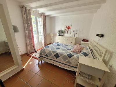 A Haven Of Peace Nestling In A Pine Forest - Charming Villa 10 Minutes From The Town Centre.