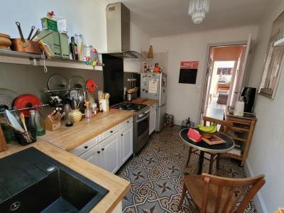 Superb Townhouse With 125 M2 Of Living Space, Garage, Courtyard And Potential For A Studio/gallery.