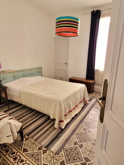 Superb Townhouse With 125 M2 Of Living Space, Garage, Courtyard And Potential For A Studio/gallery.