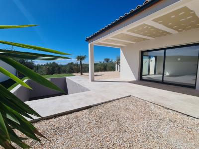 Superb Single Storey New Build Villa With 3 Bedrooms On A 497 M2 Plot With Pool And Beautiful Views.