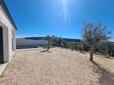 Superb Single Storey New Build Villa With 3 Bedrooms On A 497 M2 Plot With Pool And Beautiful Views.