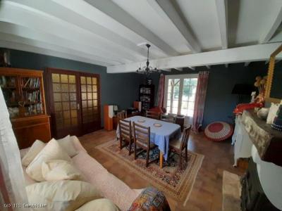 &#8364;260500 - Beautifully Renovated Detached 4 Bedroomed Property