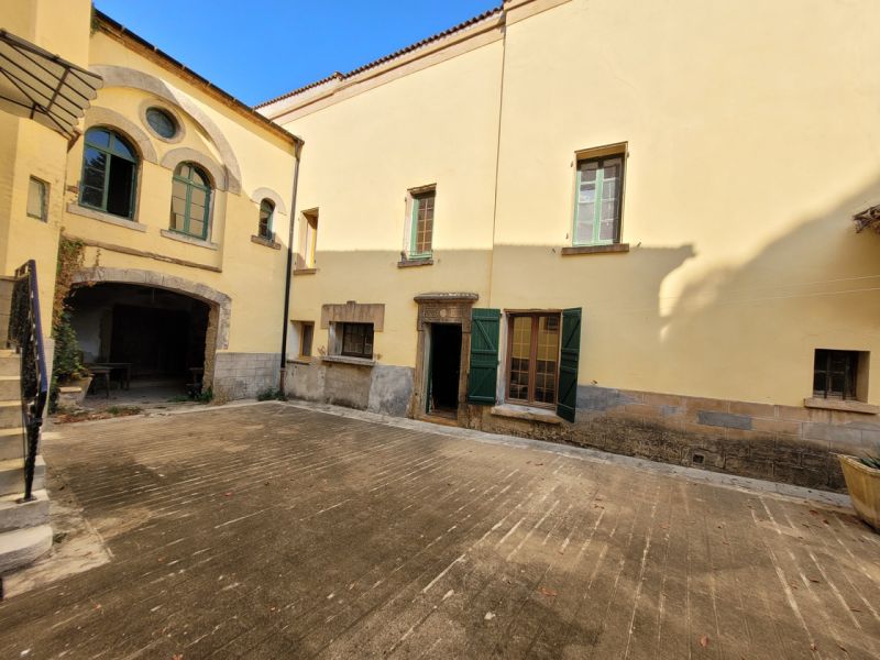 Beautiful Character Property With Tower, Former 13th Century Sheepfold Converted Into A Wine Estate