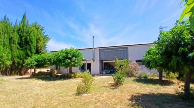 Delightful Detached House Of 132 M2 With 3 Bedrooms And Large Hangar Of 110 M2 On An Enclosed Plot O