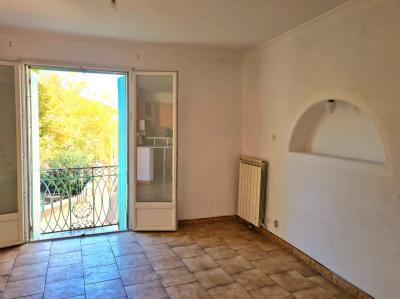 Small Village House With 2 Bedrooms And Terrace In The Heart Of The Village.