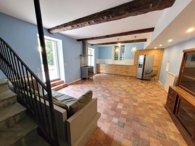 Superb Stone Property Composed Of A Gite Of 120 M2 With A Courtyard And A Beautiful Renovated Barn O