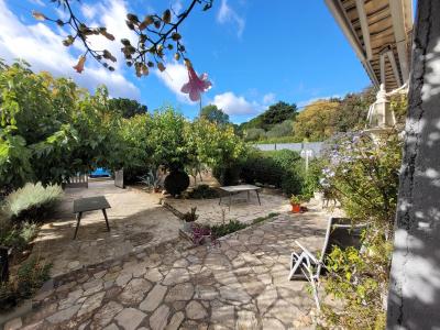 Beautiful Stone Property With 3 Independent Accomodations On 1641 M2 With Pool And Views