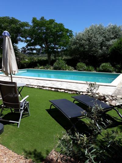 Beautiful Stone Property With 3 Independent Accomodations On 1641 M2 With Pool And Views