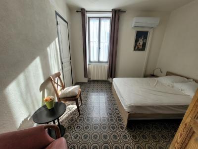 Beautiful Stone Property With 3 Independent Accomodations On 1641 M2 With Pool And Views