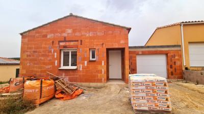 New Build Single Storey Villa With 3 Bedrooms, Terrace And Garage On A 381 M2 Plot.