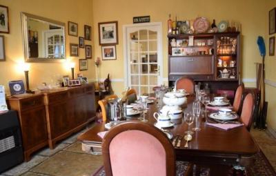 &#8364;189000 - Between Civray & Lizant : Large 5 Bedroom House - Established B&b Business