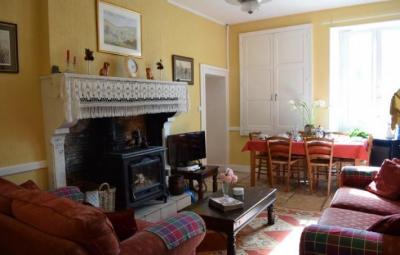 &#8364;178500 - Between Civray & Lizant : Large 5 Bedroom House - Established B&b Business