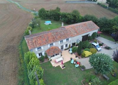 &#8364;259700 - Delightful 4 Bedroom Stone Property With An Attached Barn. Country Views And Mature