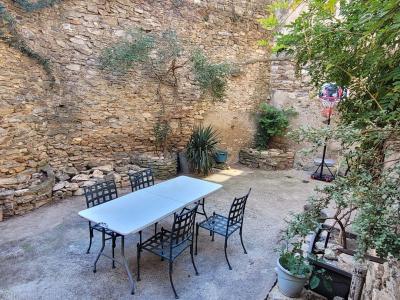 Beautiful Stone House With 177 M2 Of Living Space, Courtyard And Terrace.