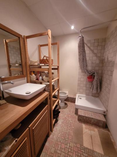 Beautiful Stone House With 177 M2 Of Living Space, Courtyard And Terrace.