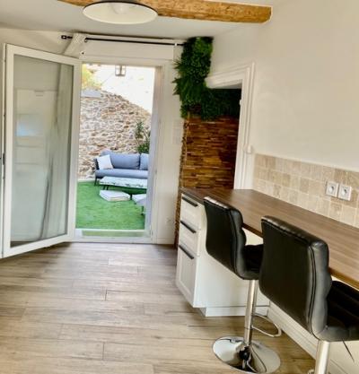 Character Stone Village House, Entirely Renovated, With 200 M2 Of Living Space Offering 4 Bedrooms,