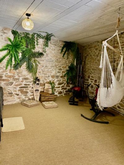 Character Stone Village House, Entirely Renovated, With 200 M2 Of Living Space Offering 4 Bedrooms,
