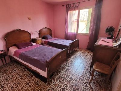 Charming Character House With 140 M2 Of Living Space, Annexe And Garden With Swimming Pool And Views