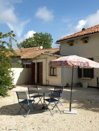 &#8364;499950 - Exceptional 4 Gite Business Complex With Splendid Owners\' Renovated Property And Ma